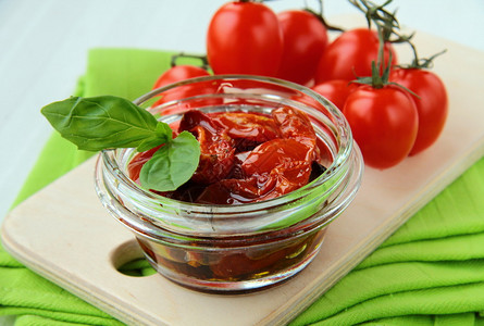 意大利日晒红番茄橄图片