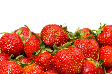 许多草莓作为背景排列图片