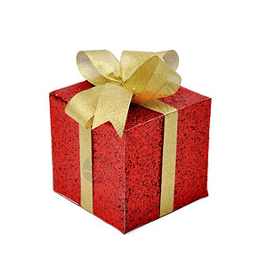 白色背景上带有金色丝带和蝴蝶结的单个红色礼盒图片