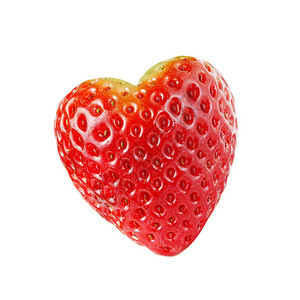 心脏形状的草莓背景图片