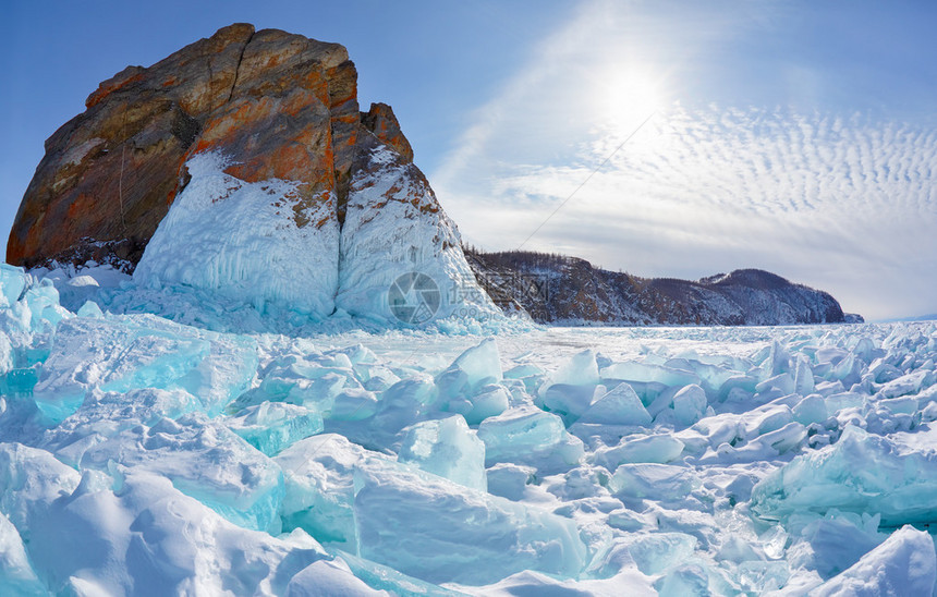 冬季西伯利亚风景与霍博伊角Hoboica图片