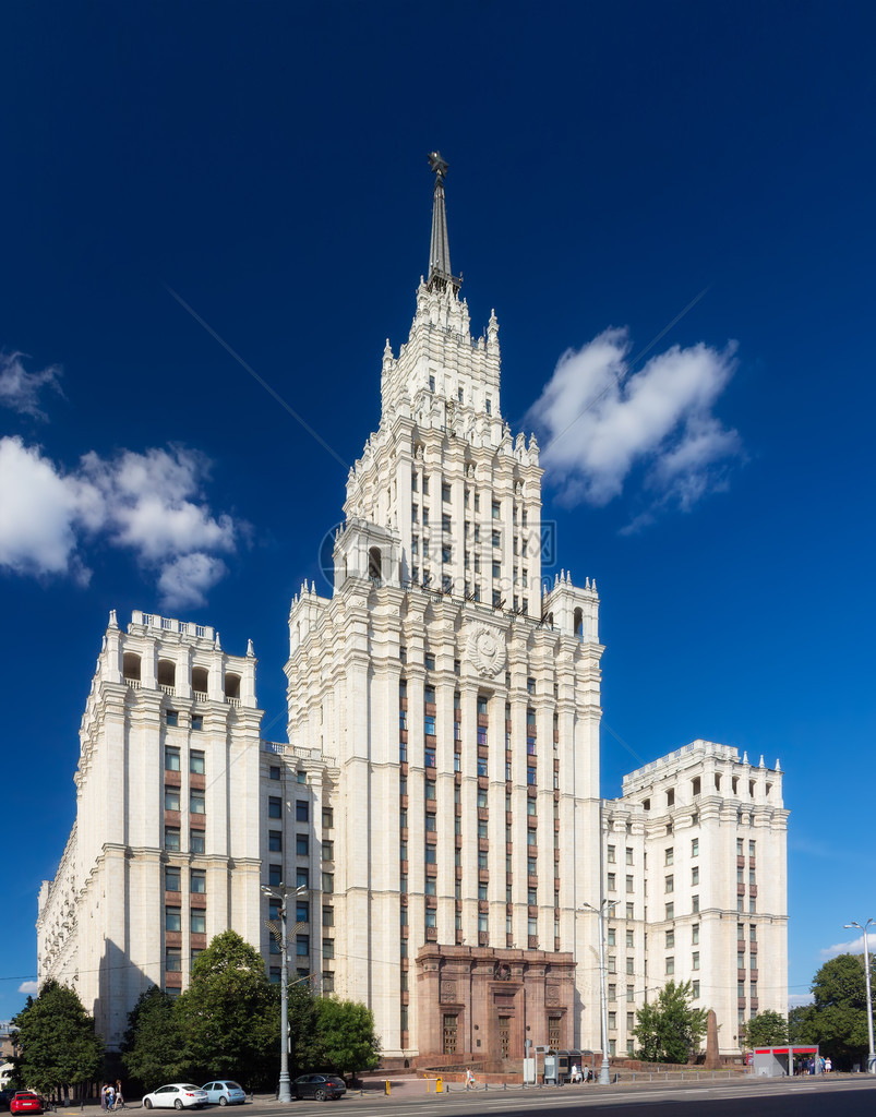 红门大楼是7座斯大林主义摩天大楼之一图片