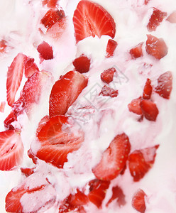 草莓奶油背景图片