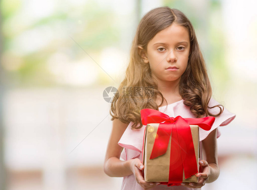 布莱奈特斯panic女孩拿着礼物在聪明的面孔图片
