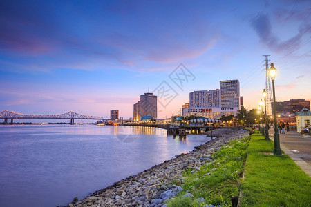 新奥尔良市中心路易斯安那州和午夜时分图片