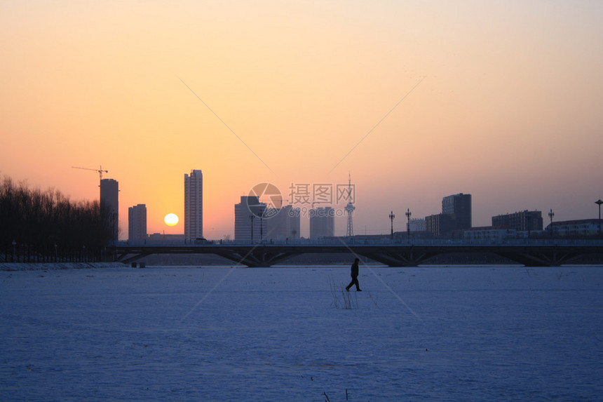 城市日落图片