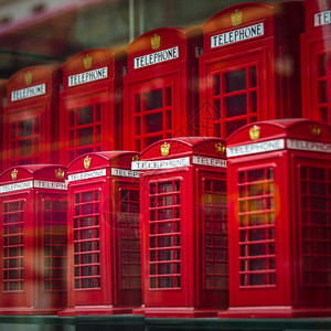 伦敦英格兰旅游社红电话箱的图片