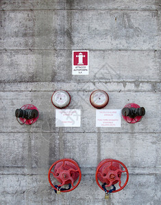 混凝土墙壁的防火系统图片