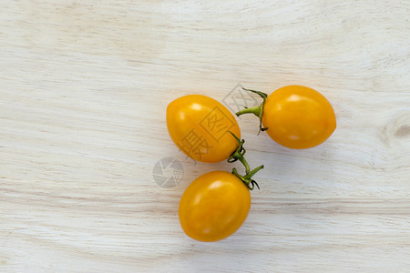 小红黄番茄图片