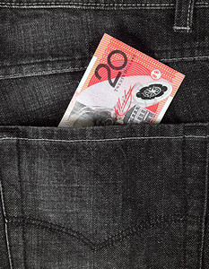 牛仔裤口袋里的澳大利亚二十美元钞票图片
