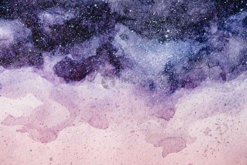 紫色和粉红水彩画背景的夜空中绘图片