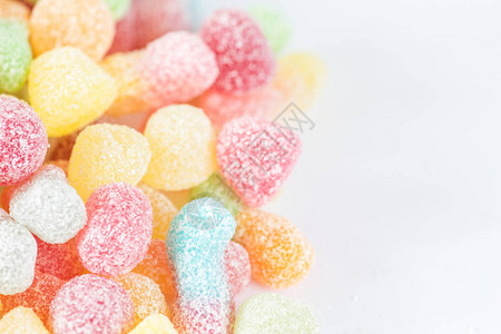 五颜六色的糖果特写镜头与美味的果冻糖果组图片