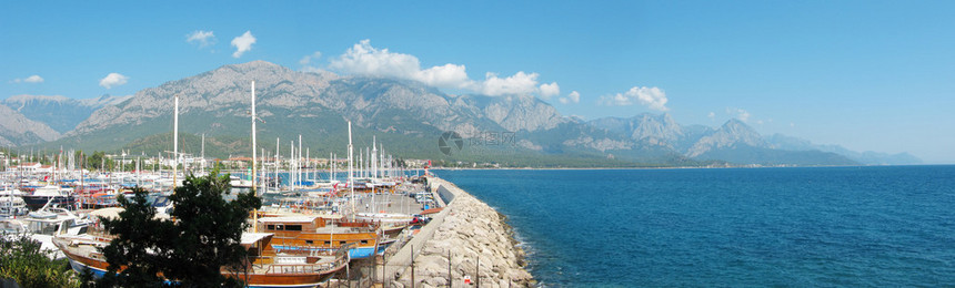 地中海土耳其游艇港口全景图片