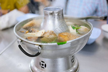 中式芋头豆腐拌汤火锅店图片