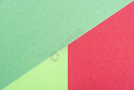 桃金娘草药以彩色纸为背景的抽象构成特近设计图片