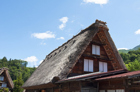 日本白川乡山墙屋顶的细节图片