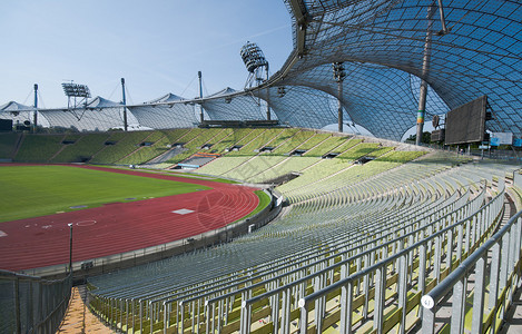 来自德国慕尼黑奥林匹克体育场的空塑料图片