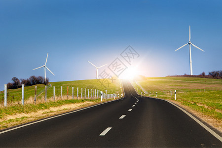 农村绿色能源的风力涡轮机设施用图片