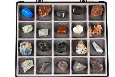 Set堆积岩石和矿物质在图片
