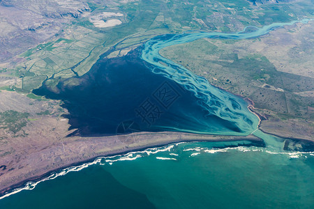 南部冰河沿岸的空中摄影奥尔福萨河口这图片