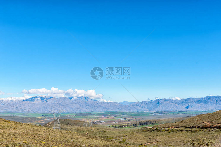 西开角省塞雷斯的西隆斯贝格山口景象图片