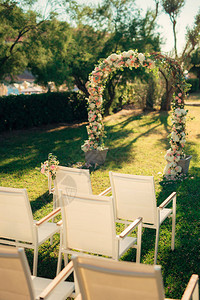 婚礼椅子在黑山举行的婚礼图片