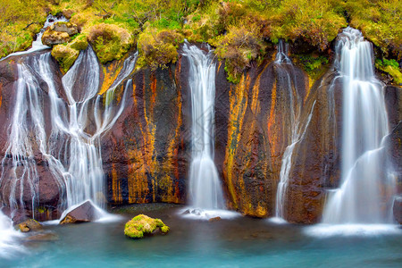 Hraunfossar号坠落图片