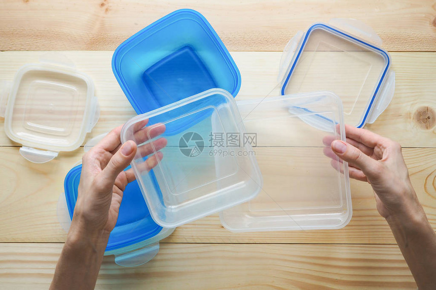 空的塑料食品储存容器产品长图片