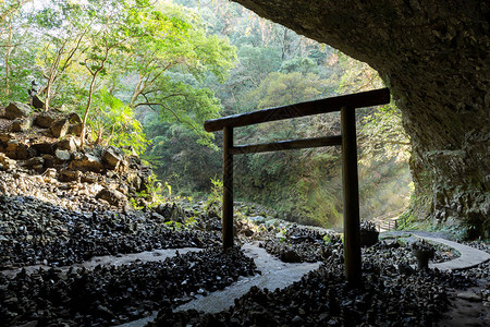 日本神社天安河原图片