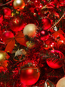 圣诞背景与红色和金色的球摘要图片