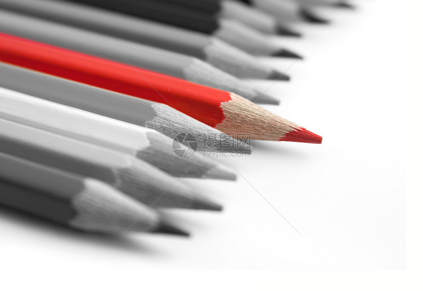 白色背景灰色中的红色铅笔图片