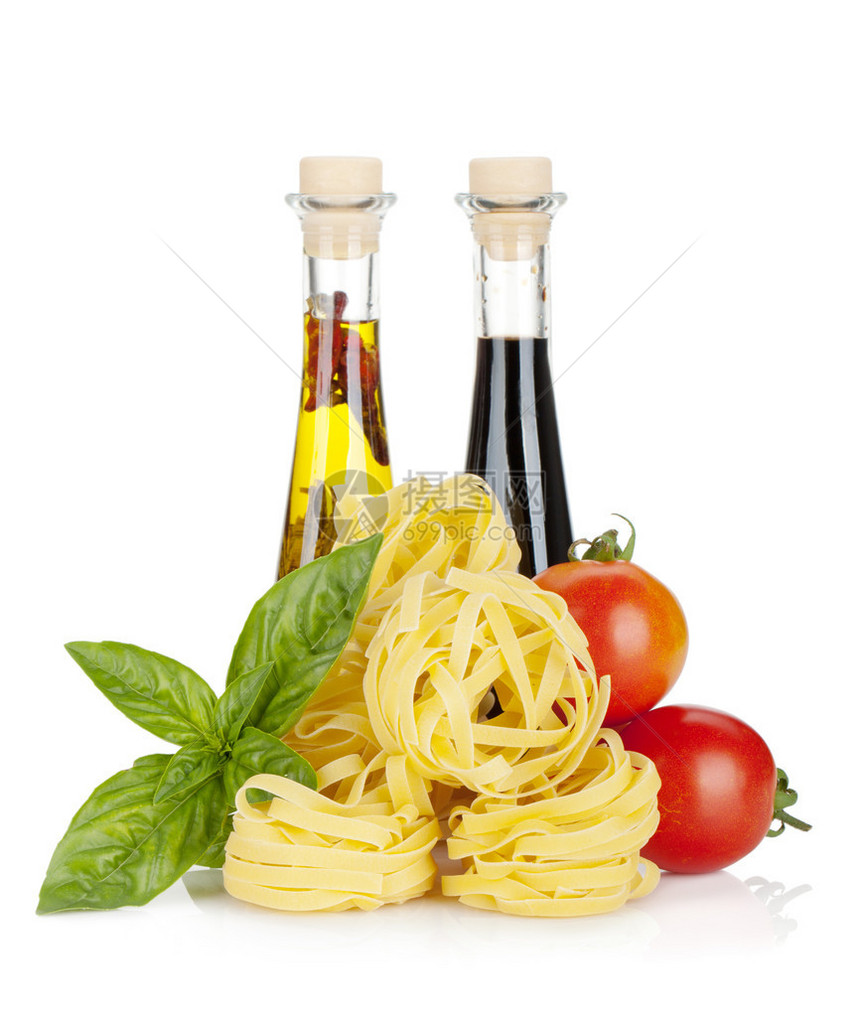 Basil意面番茄橄榄油和醋等意大利颜色食品图片