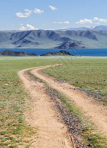 蒙古的自然景观和通往蒙古北部TolboNuur图片