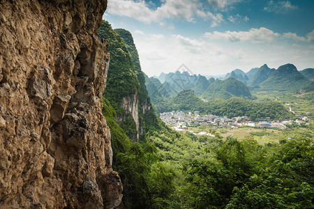 嘉林的景观喀斯特山脉地处广西州高清图片