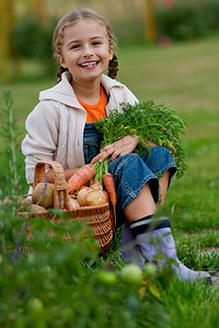 蔬菜花园儿童拥有生态收成篮图片