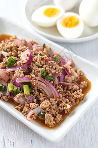 泰国传统食品辣鸡图片
