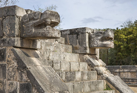 墨西哥尤卡坦地区ChichenItza金字塔古图片