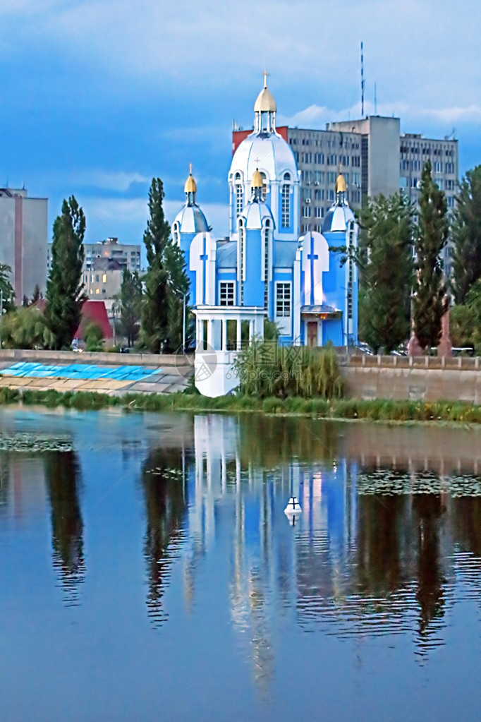 乌克兰维尼茨亚南布赫河附近希腊天主教圣女贞洁会Vinn图片