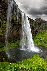 冰岛Seljalandsfos瀑布的图片