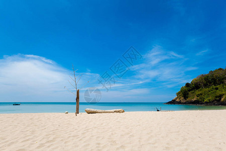 泰国热带康兰塔岛夏季海景蓝天带风的图片