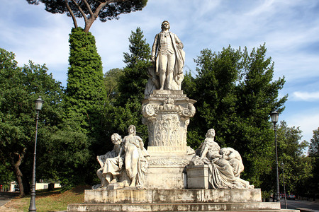 罗马博尔盖塞别墅的歌德雕像图片