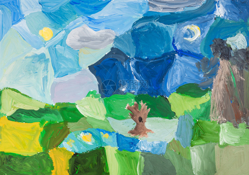 以绿裸树湖泊森林和蓝夜天空为代表的抽象景观图片