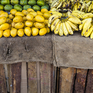 市场上的香蕉图片