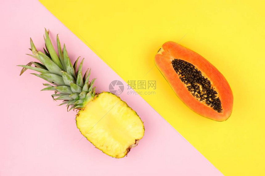 半切多汁菠萝和芒果图片