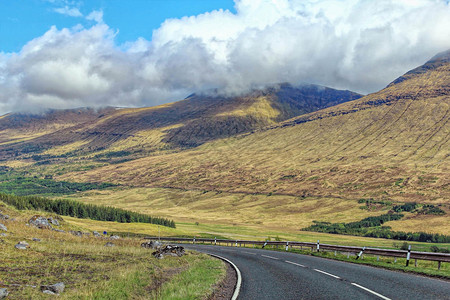 联合王国苏格兰山脉间图片