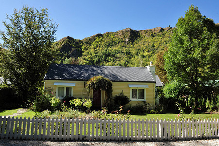 新西兰南部的箭镇箭镇是新西兰南岛奥塔哥地区历史悠图片