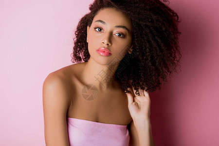 粉红色的非裔美国年图片
