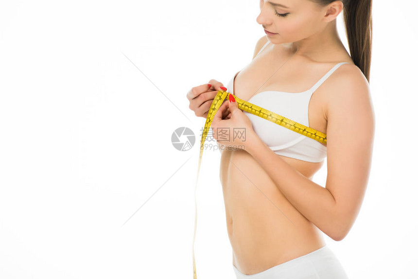 穿着内裤的感女人胸围尺寸与厘米图片