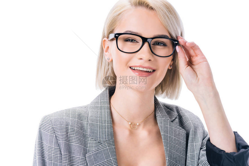 时髦的笑着女人装在眼镜里图片