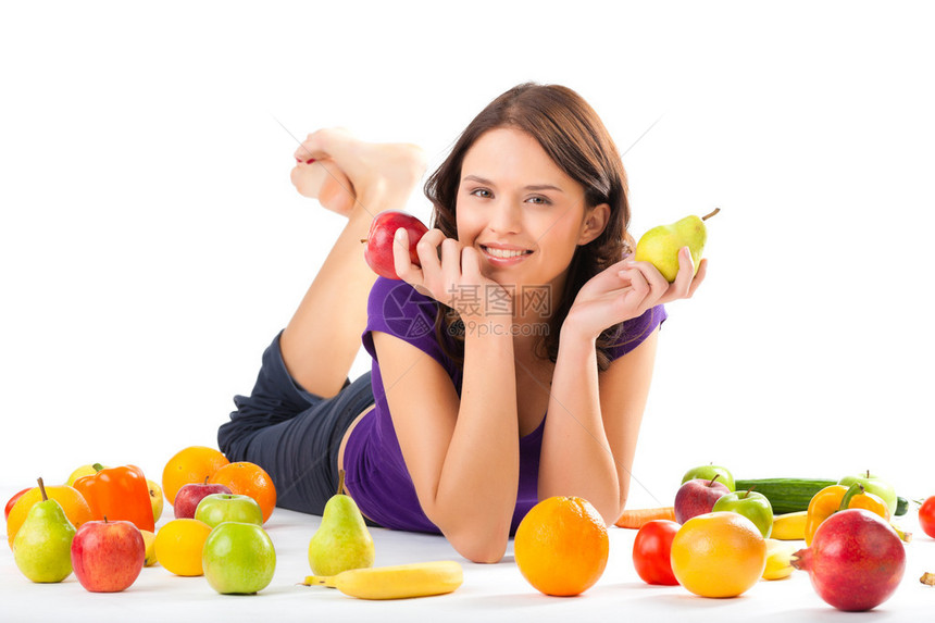健康饮食有水果和蔬菜的快乐女人图片